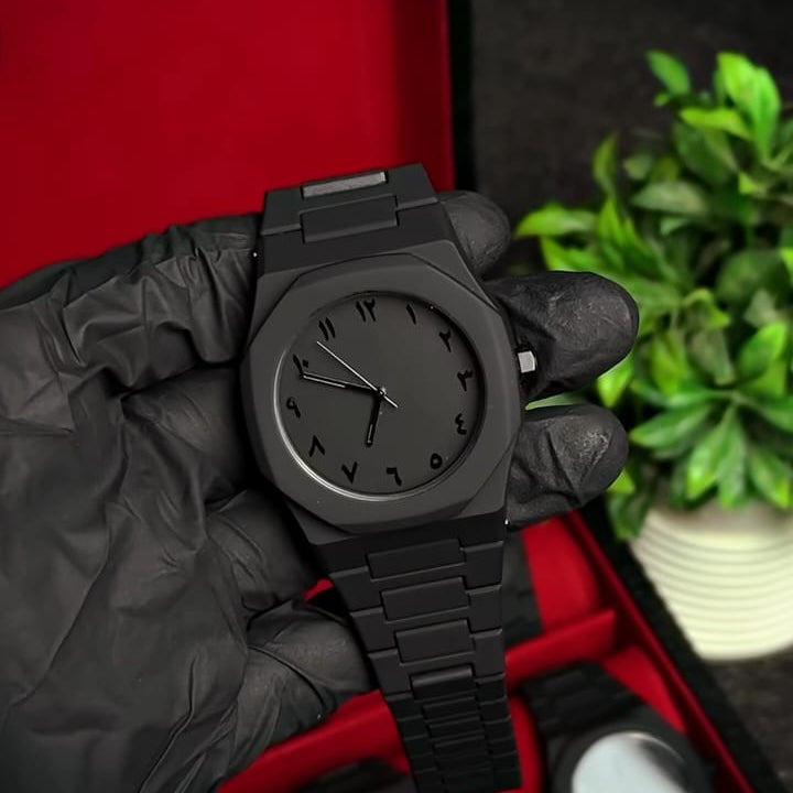 The Heritage Timepiece: Sleek Black Finish, Arabic Numerals, and Superior Durability  fiber chain