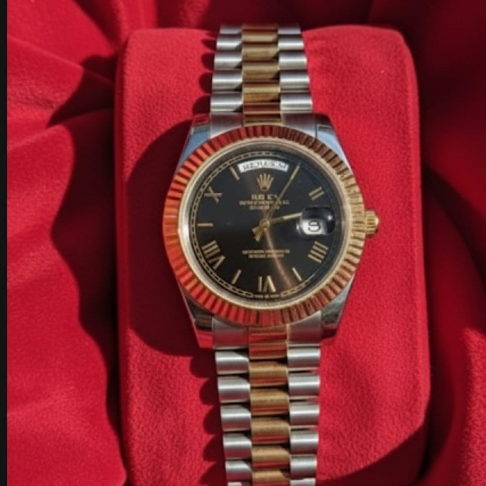 Elegance Redefined: Classic Men's Stainless Steel Watch with Date Function non automatic